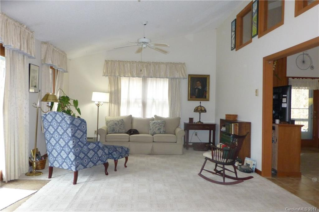 1496 Fern Trail - Photo 12