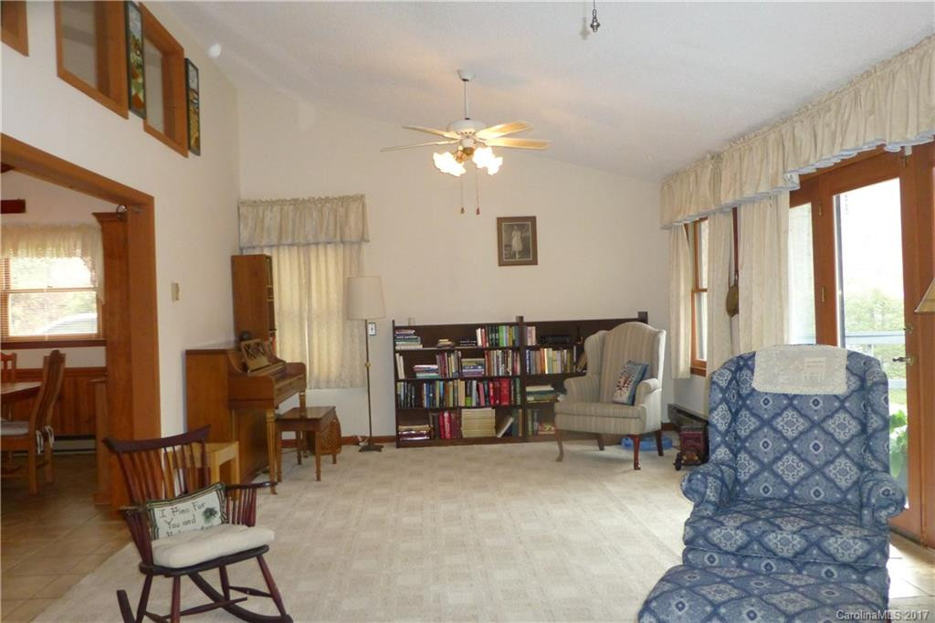 1496 Fern Trail - Photo 13