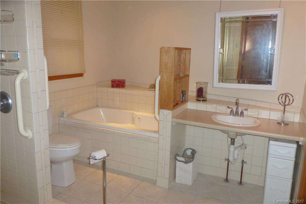 1496 Fern Trail - Photo 19