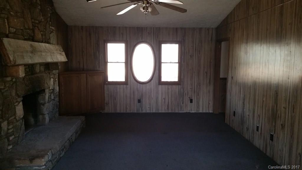 407 Searcy Road - Photo 4