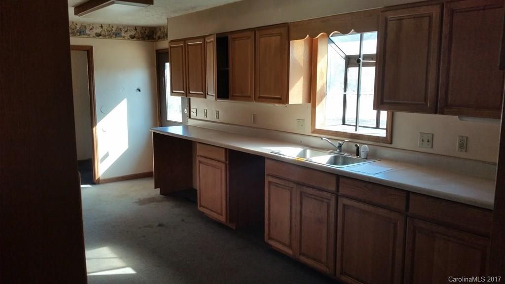 407 Searcy Road - Photo 6