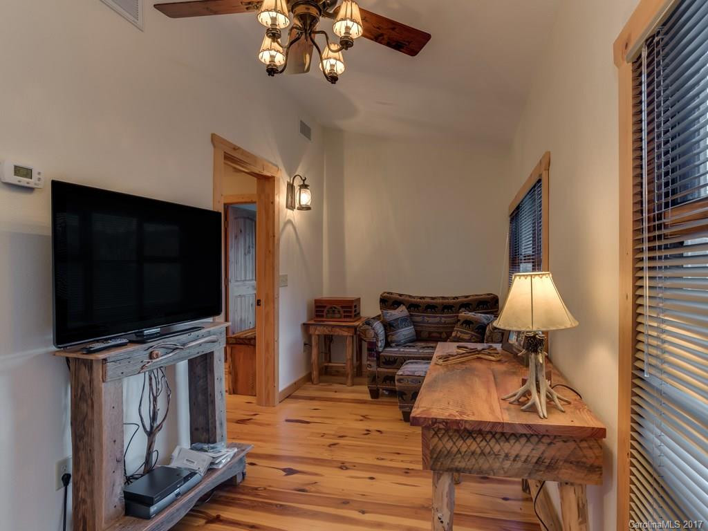 461 Middlefork Road - Photo 11