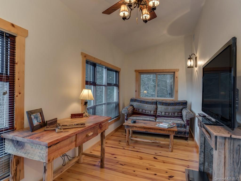 461 Middlefork Road - Photo 10