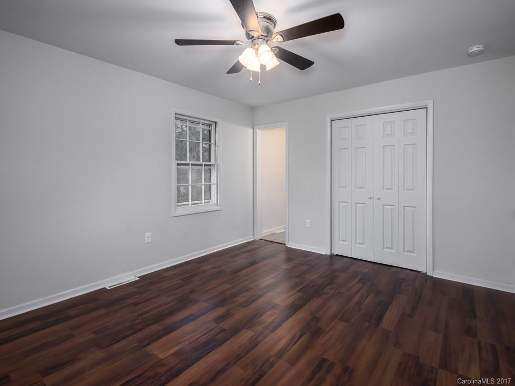 52 Fieldcrest Road - Photo 11