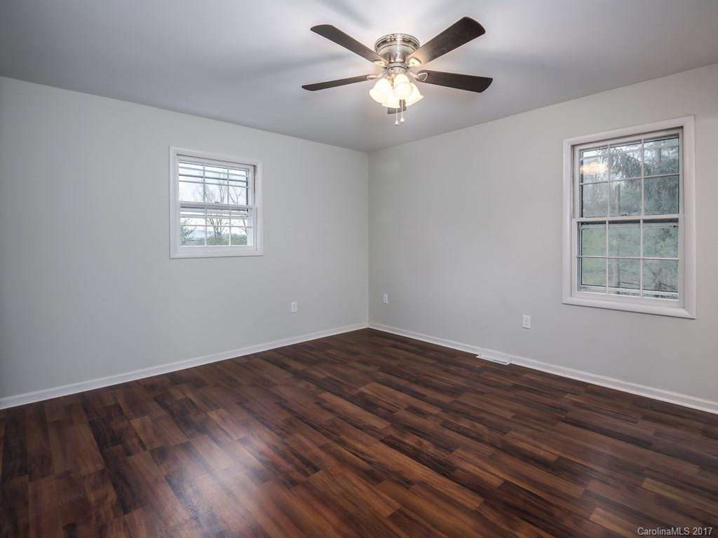 52 Fieldcrest Road - Photo 10