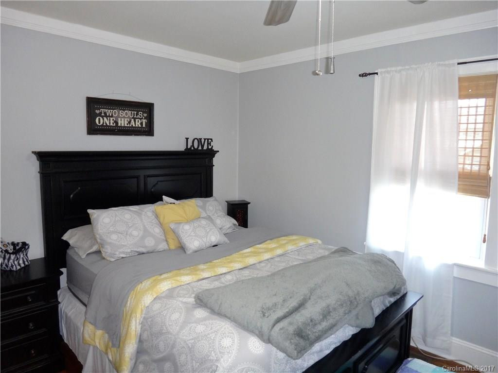 271 Brook Street - Photo 11