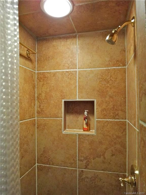 271 Brook Street - Photo 16