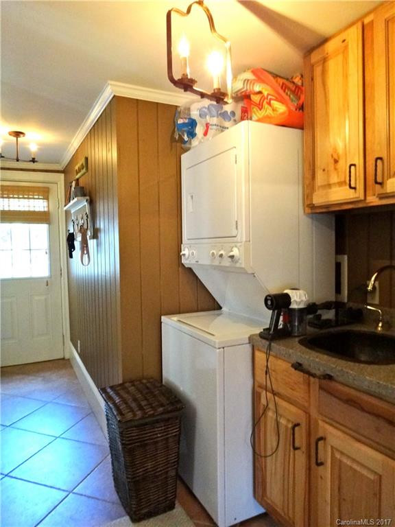 271 Brook Street - Photo 17