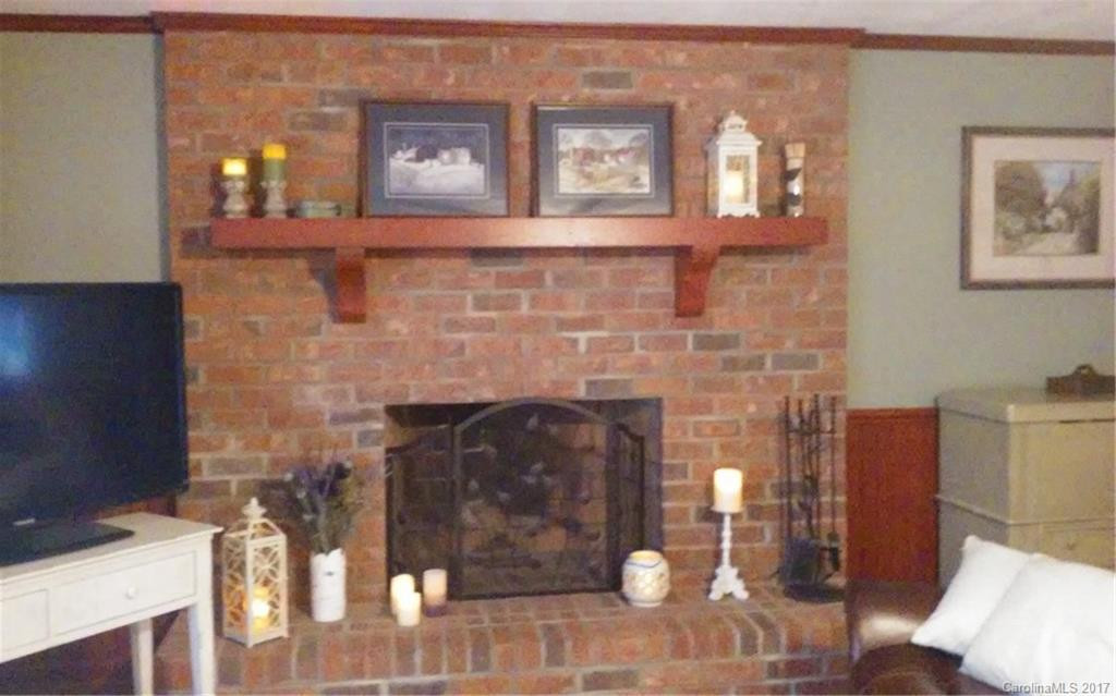 517 Cub Creek Road - Photo 12