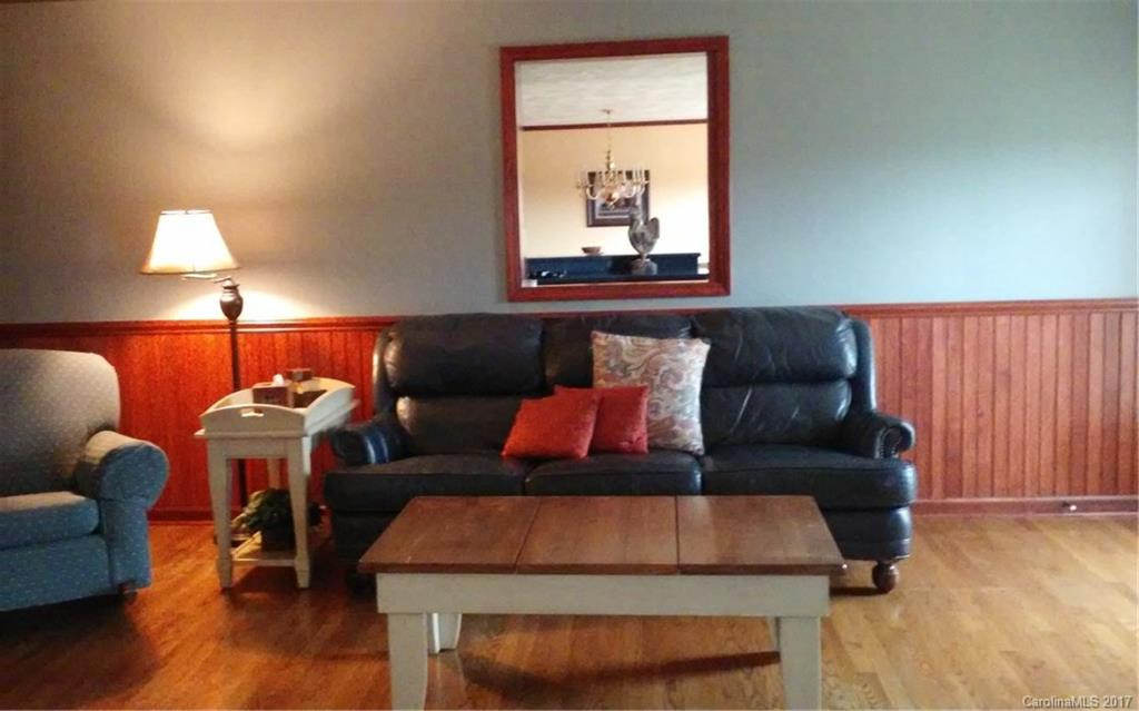 517 Cub Creek Road - Photo 6