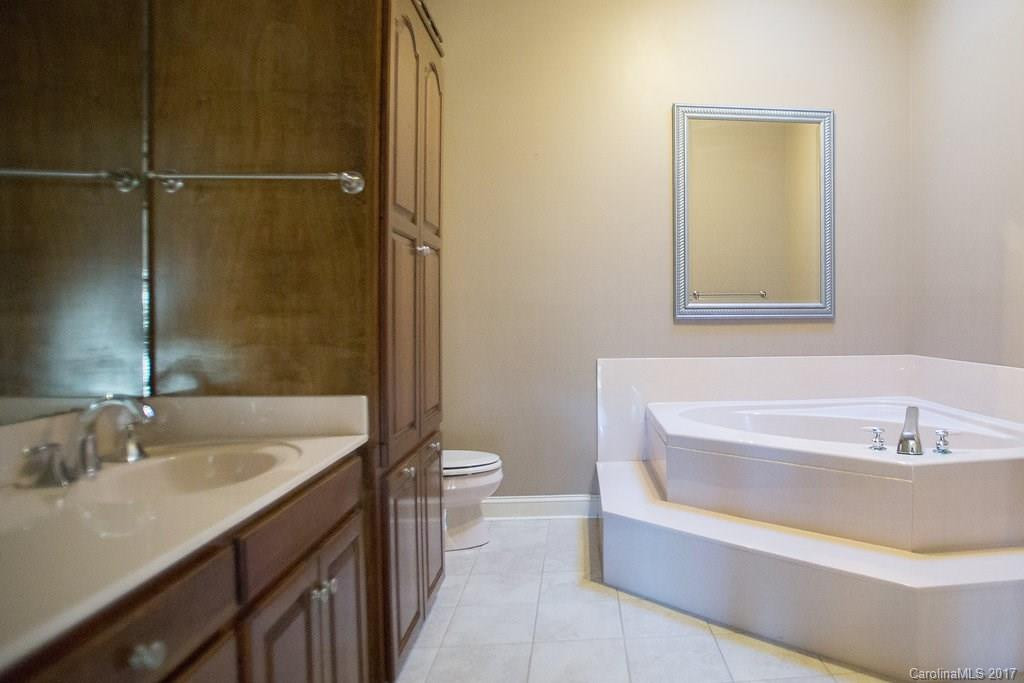 1105 Deep Woods Drive - Photo 11