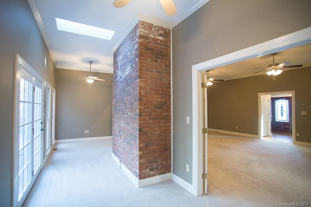 1105 Deep Woods Drive - Photo 14