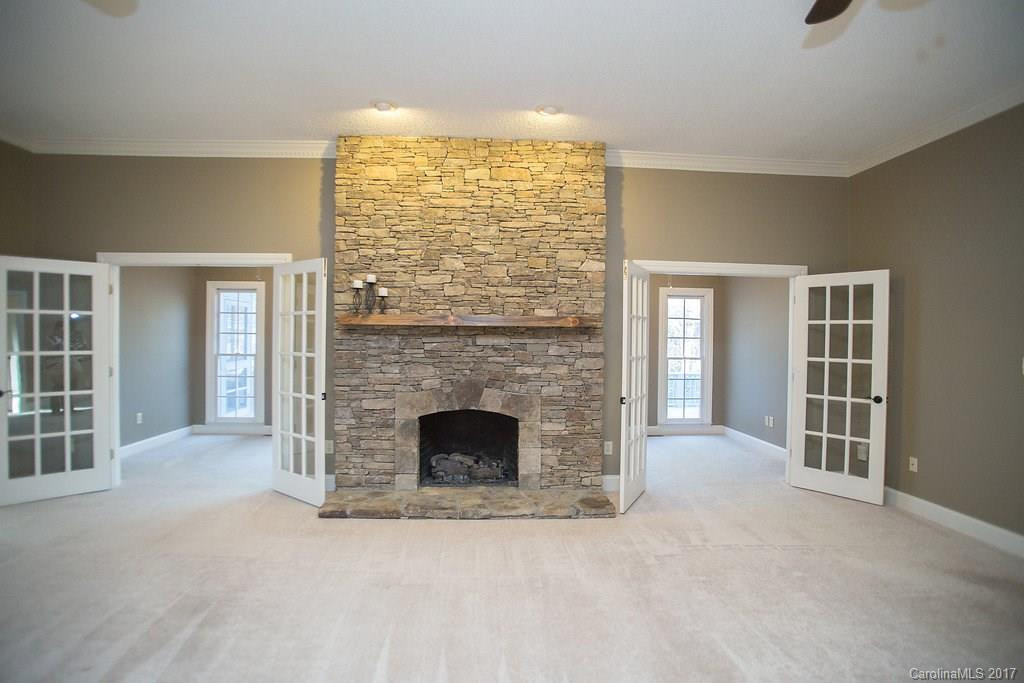 1105 Deep Woods Drive - Photo 3