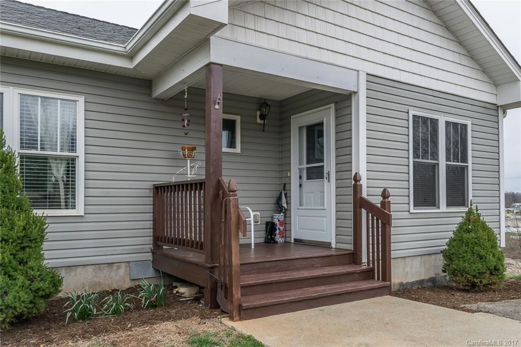 137 Grove Hills Drive #11R - Photo 2