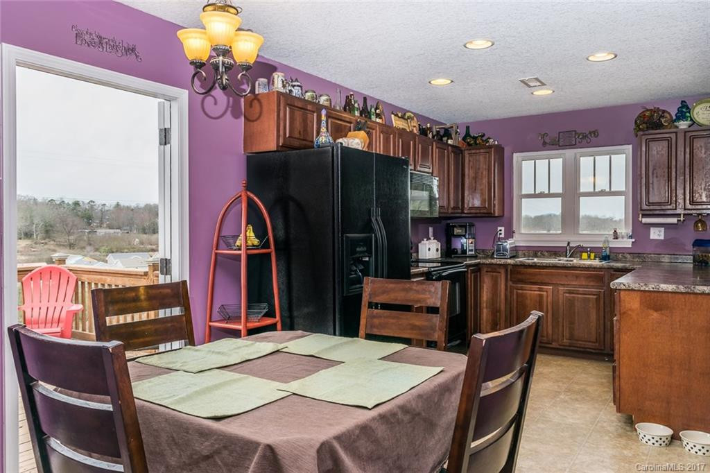 137 Grove Hills Drive #11R - Photo 7