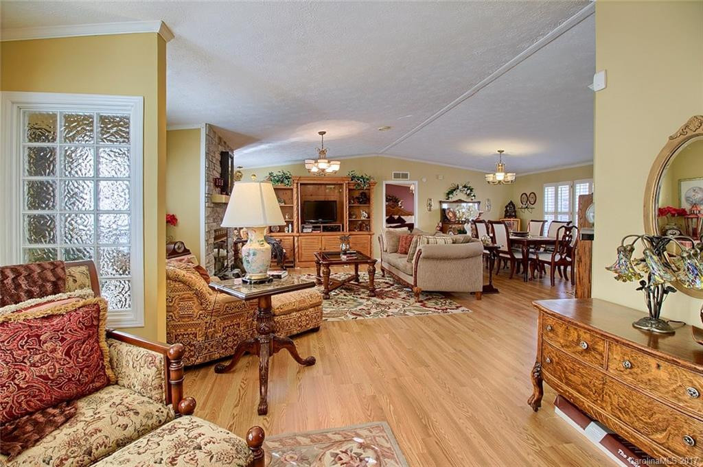 913 Old Fairview Road - Photo 5