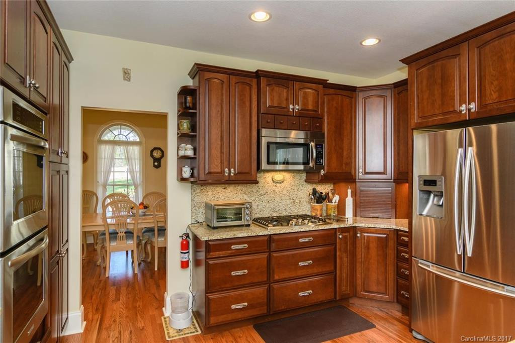 735 Settlers Trail - Photo 12
