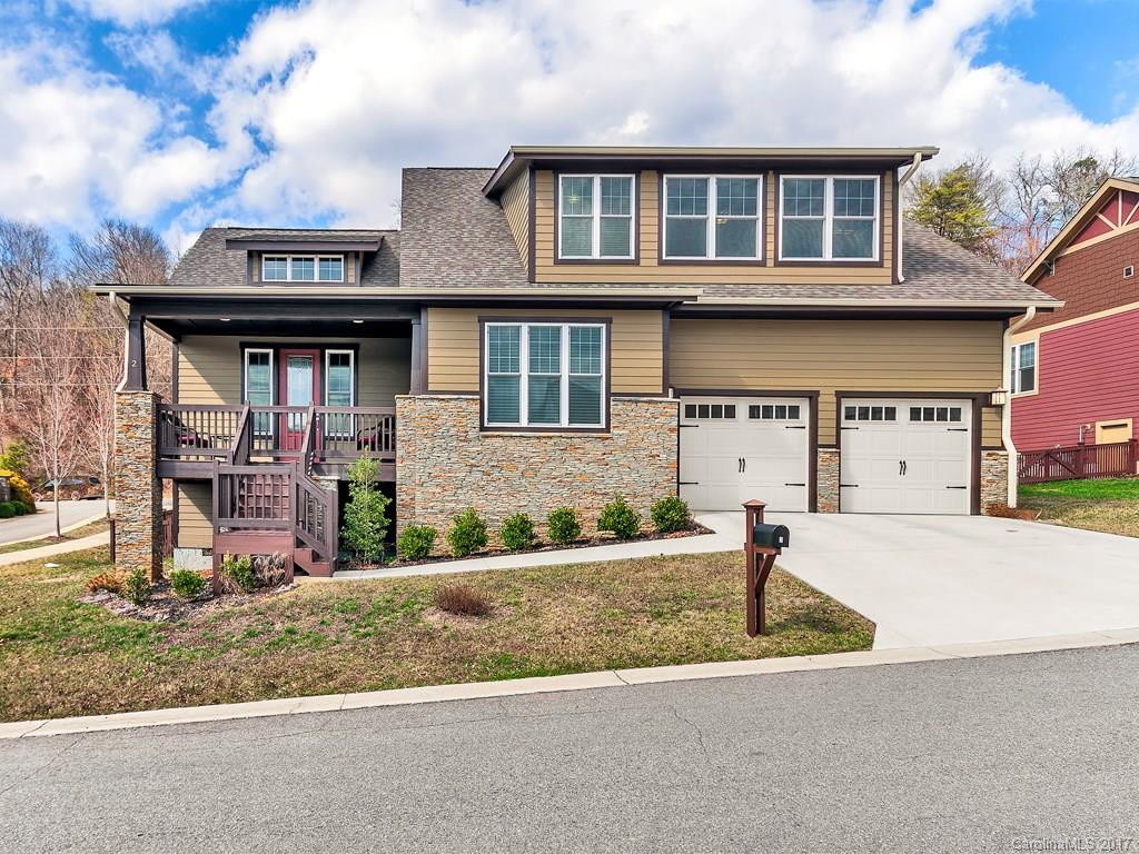 2 Bungalow Way
