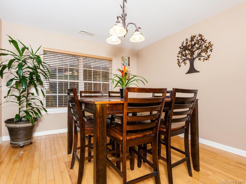 16 Worthington Lane #9 - Photo 11