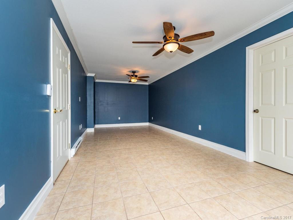 16 Worthington Lane #9 - Photo 19