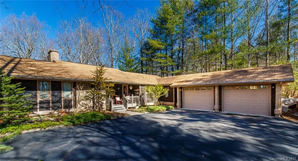 3087 Connestee Trail