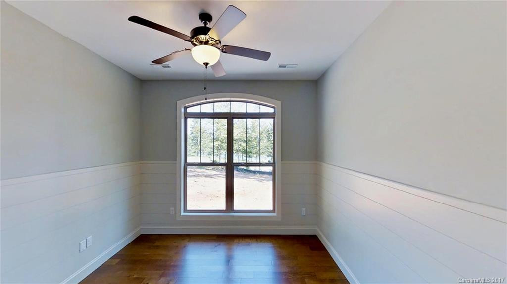 519 Mapleton Lane - Photo 17