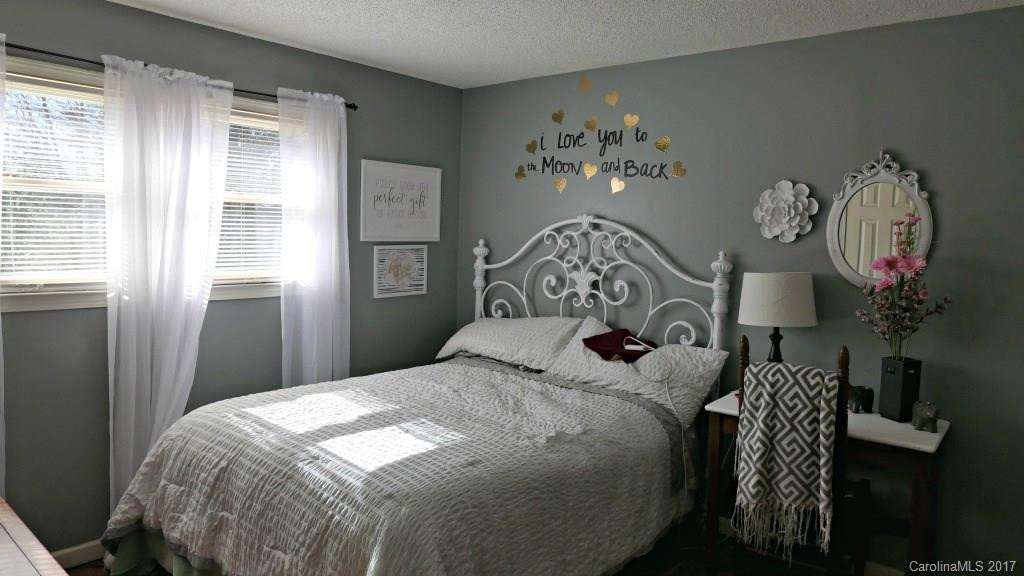 308 Deavor Road - Photo 4