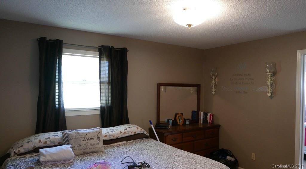 308 Deavor Road - Photo 5