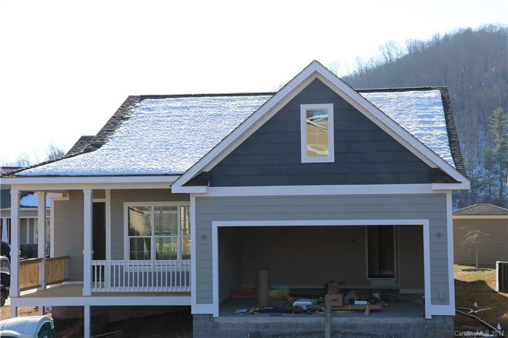 24 Rose Point Drive