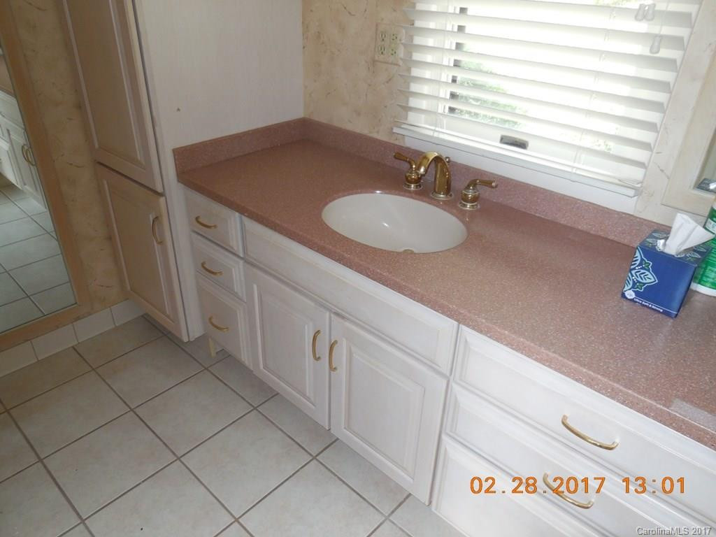 1201 Laurel Falls Road - Photo 10