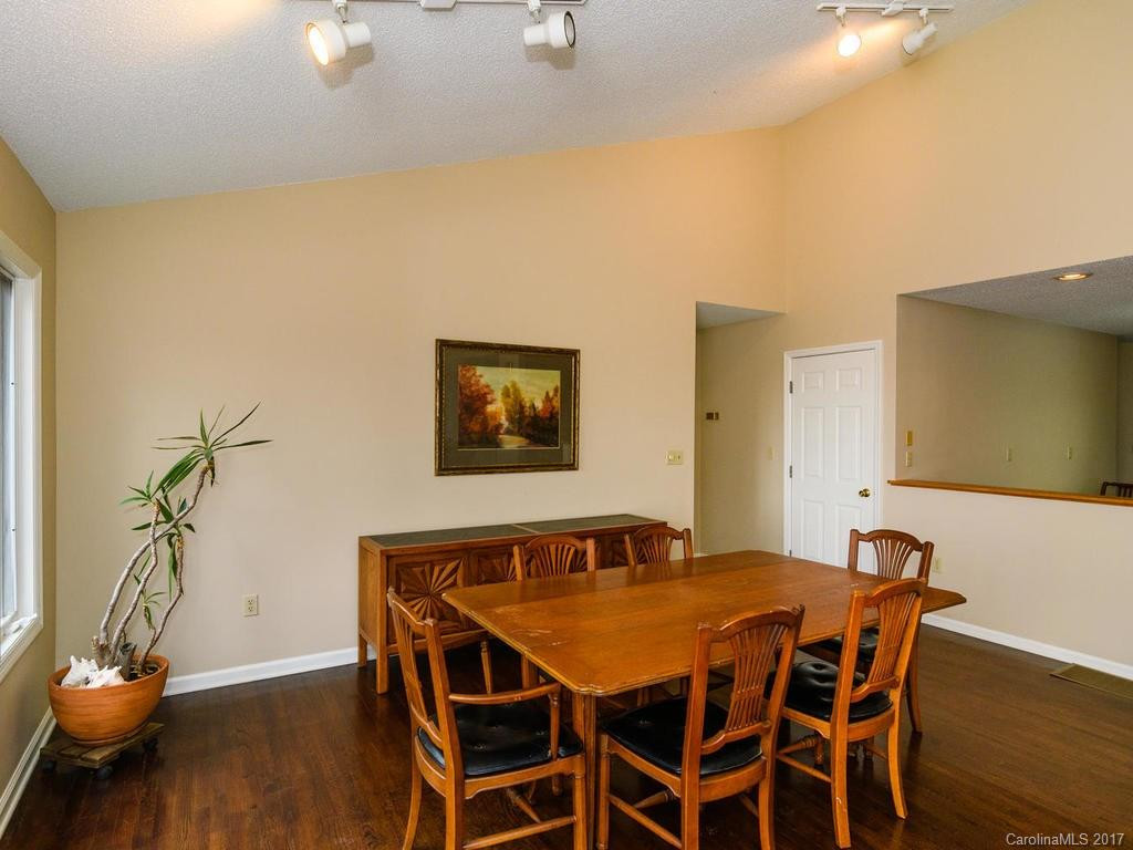 18 White Oak Forest Road - Photo 7