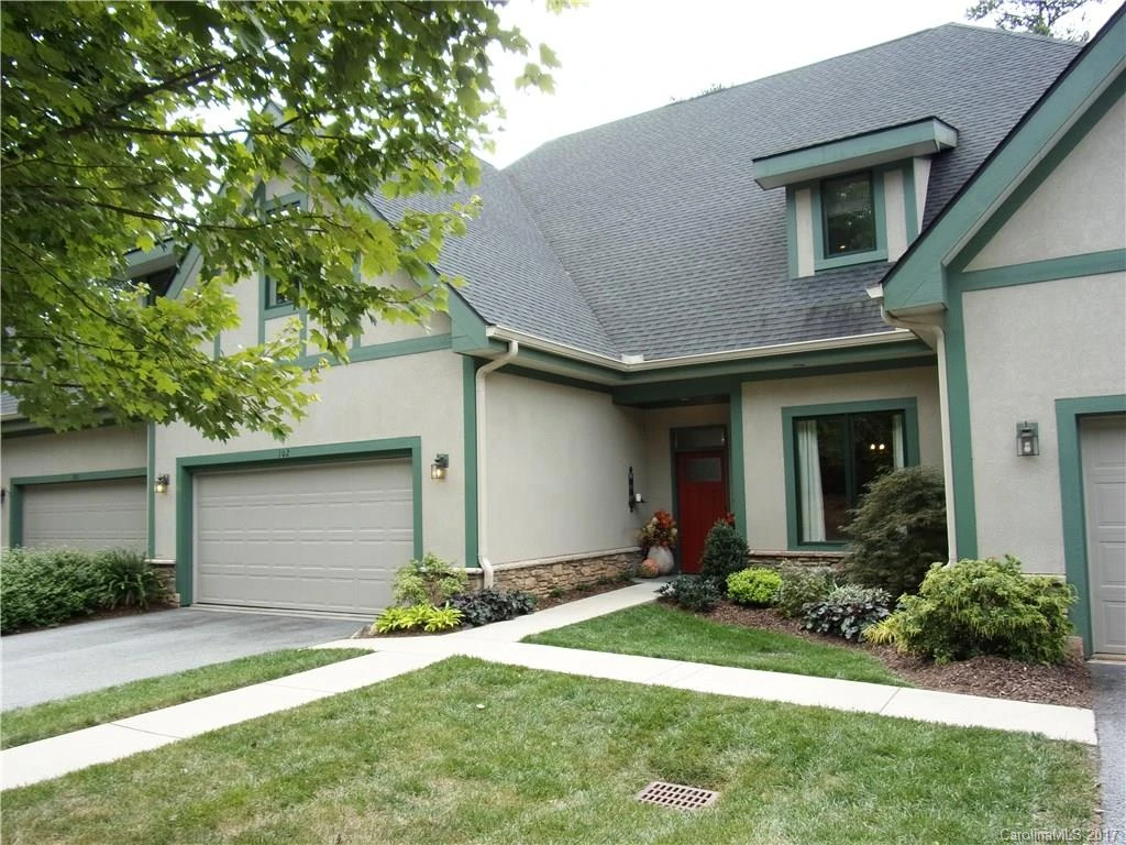 31 Ridgetop Circle #102