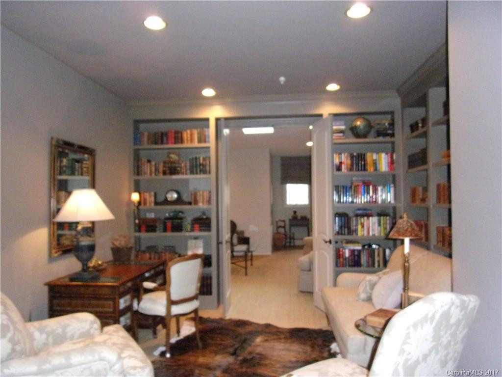 31 Ridgetop Circle #102 - Photo 15