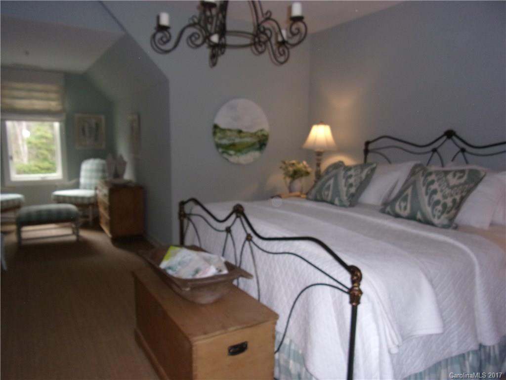 31 Ridgetop Circle #102 - Photo 16