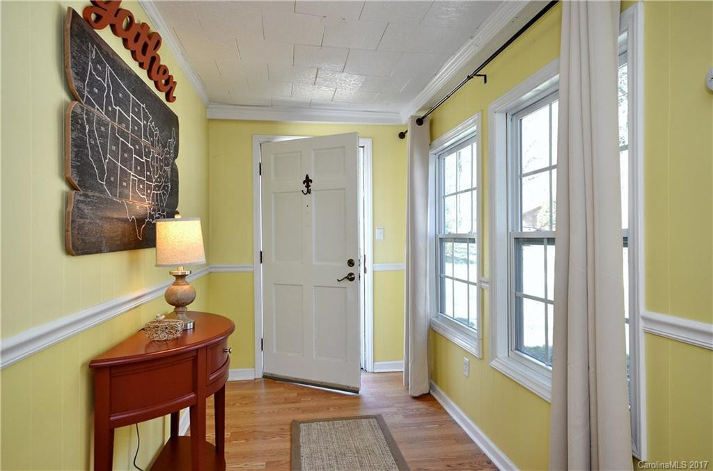134 Southside Drive - Photo 2