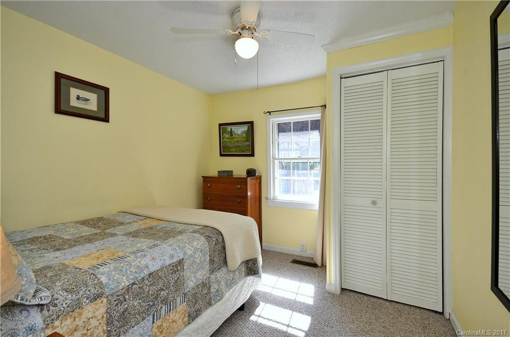 134 Southside Drive - Photo 12