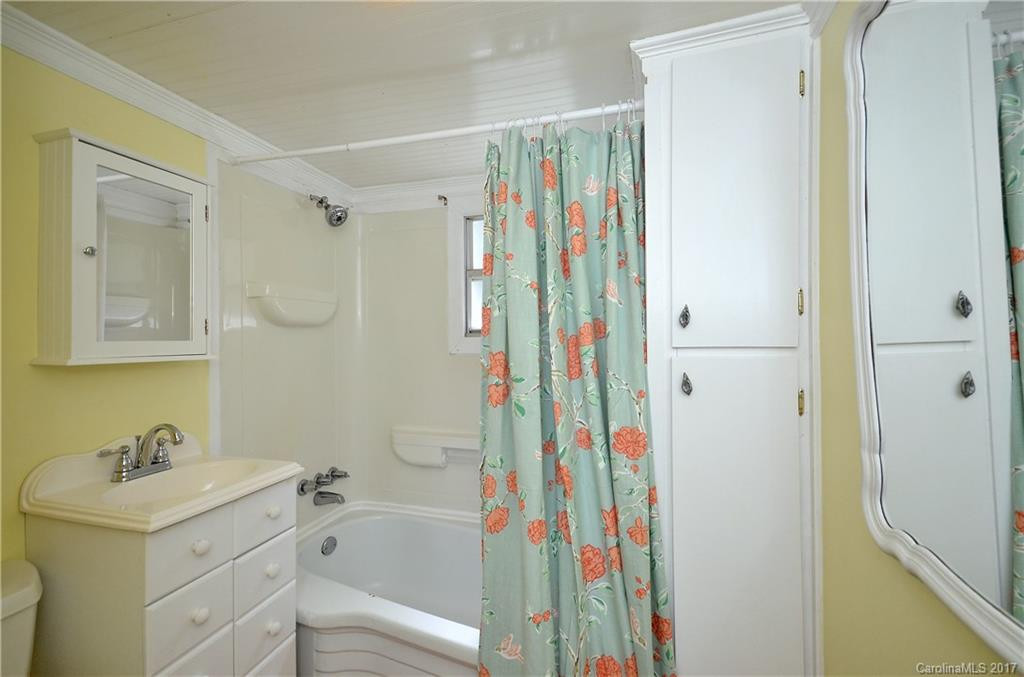 134 Southside Drive - Photo 13