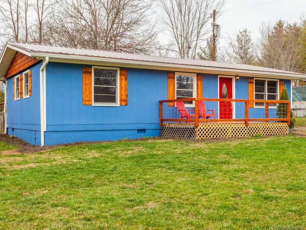 103 Price Street - Photo 2