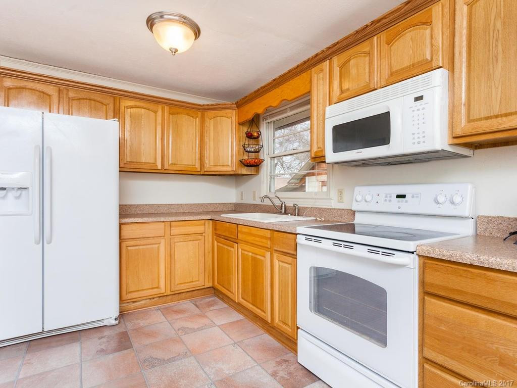 103 Price Street - Photo 13