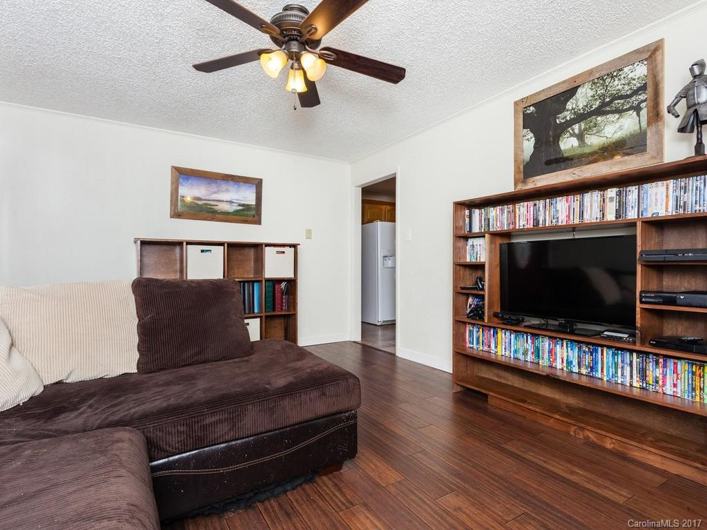 103 Price Street - Photo 5