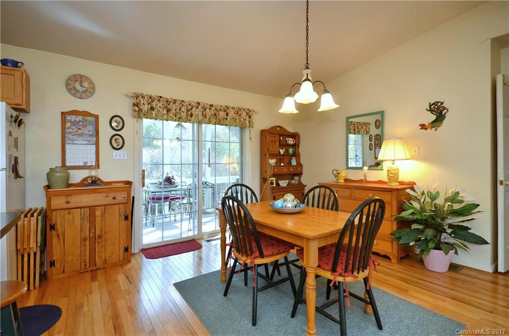 228 Sequoyah Drive - Photo 6