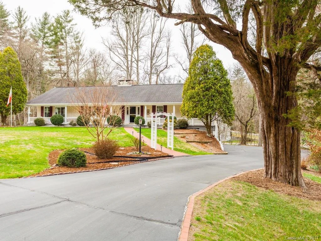 107 Prestwick Drive