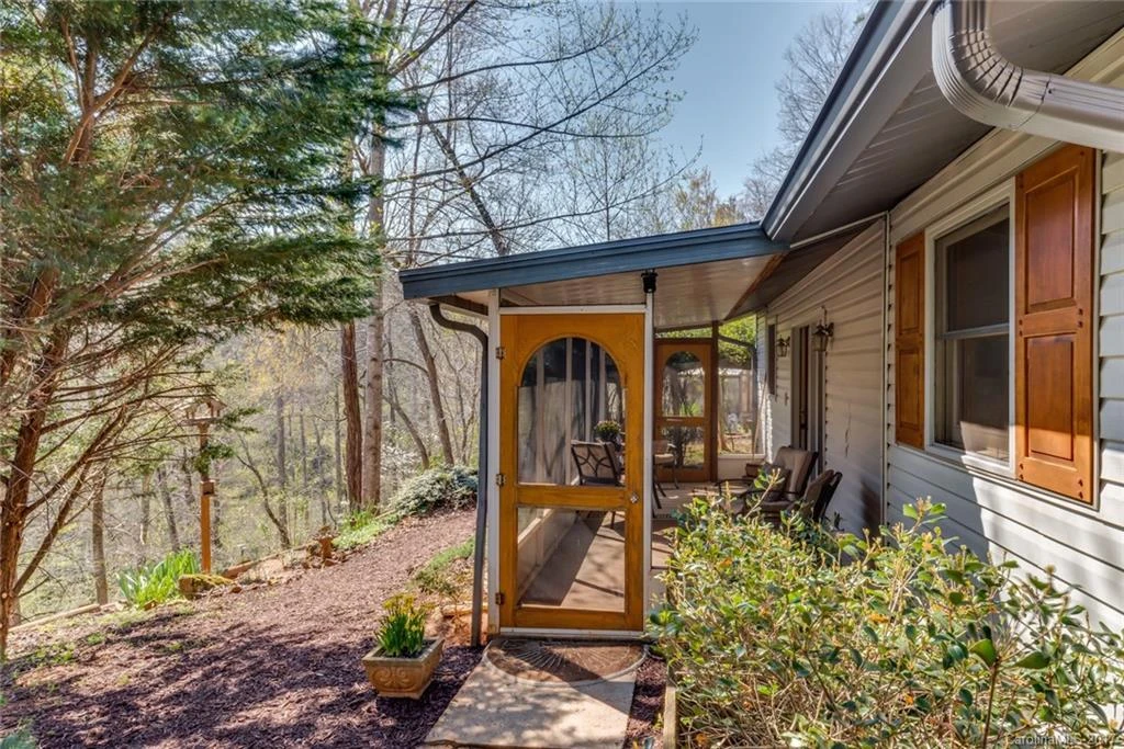 385 Cove Creek Drive