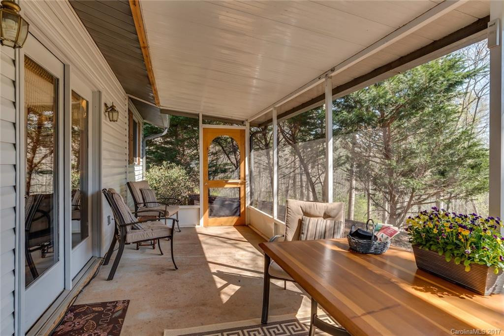385 Cove Creek Drive - Photo 16