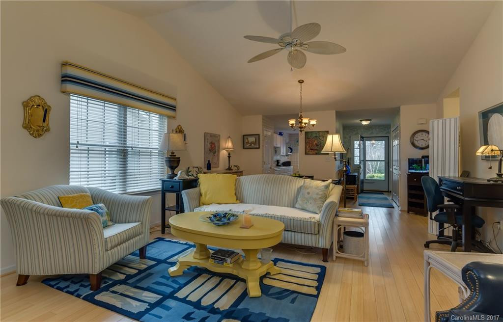 2 Woodridge View Court #41 - Photo 2