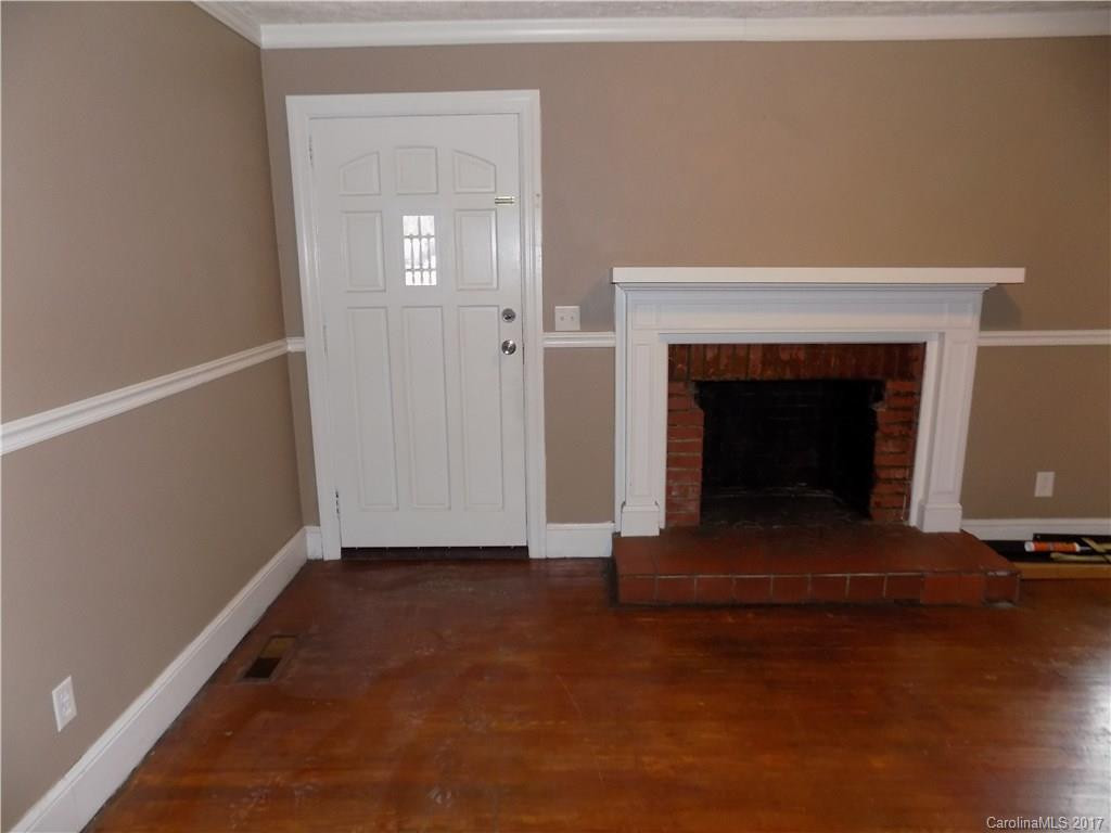 301 Textile Avenue - Photo 4