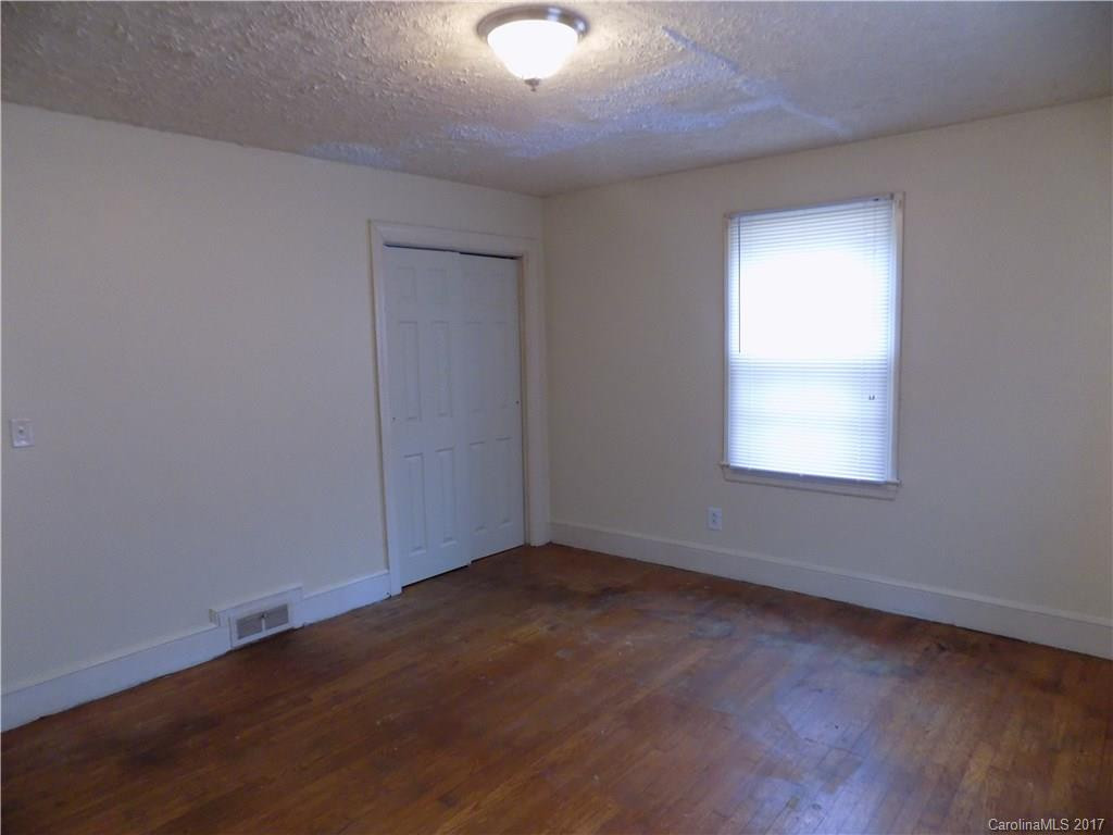 301 Textile Avenue - Photo 9
