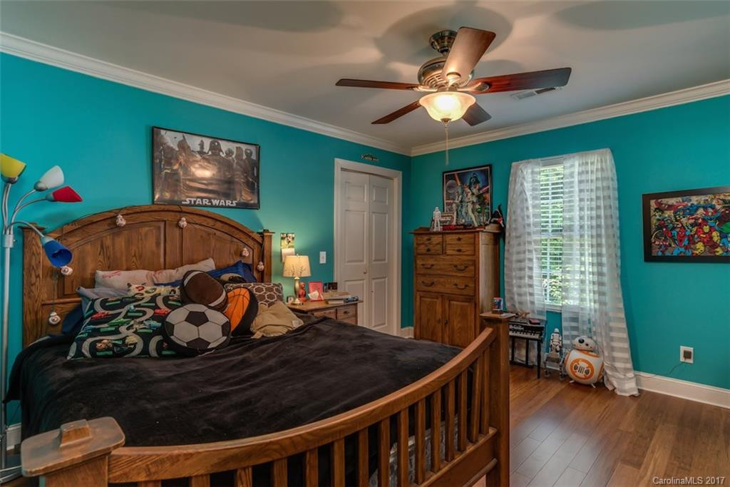 120 Flynn Road - Photo 11