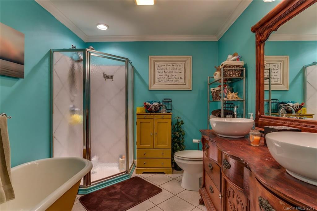 120 Flynn Road - Photo 10