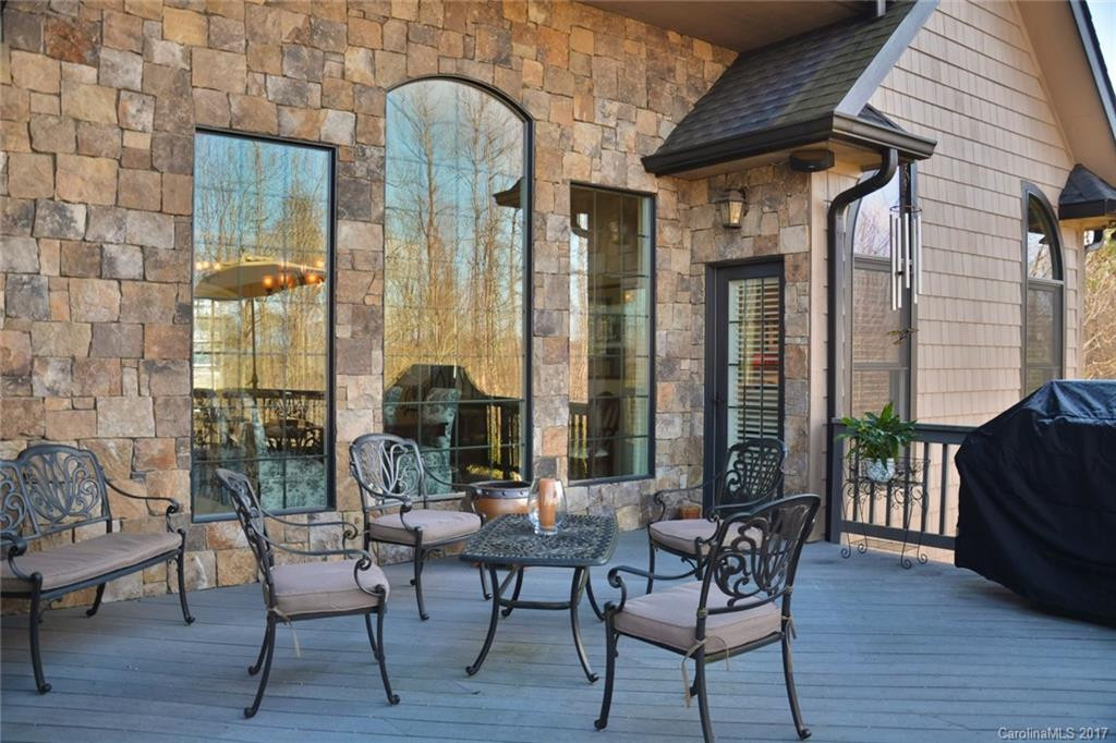 122 Founders Drive - Photo 4
